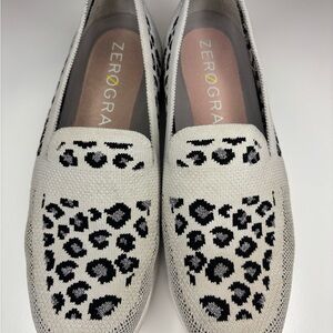 Cole Haan Zero Gravity Leopard Print Loafers Black and Gray Silver Detail 8M